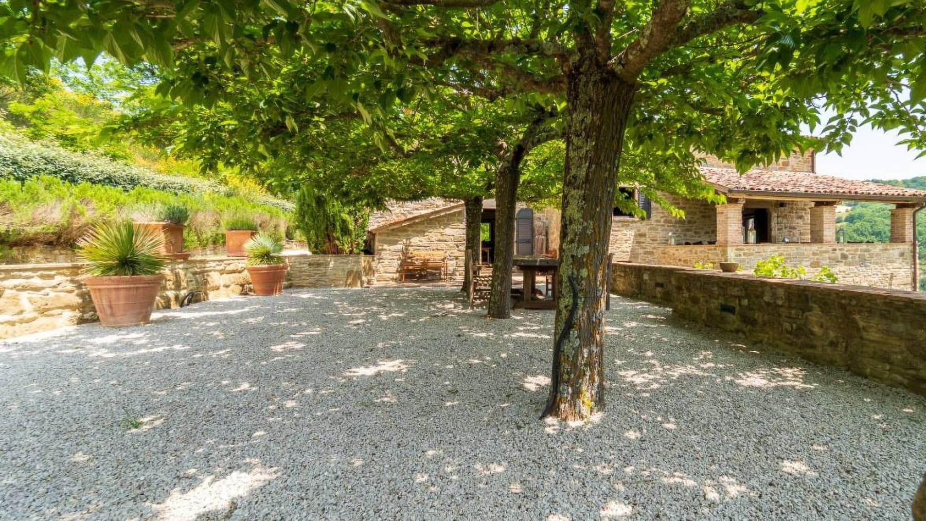 Casale con piscina e giardino a Pietralunga, Umbria
