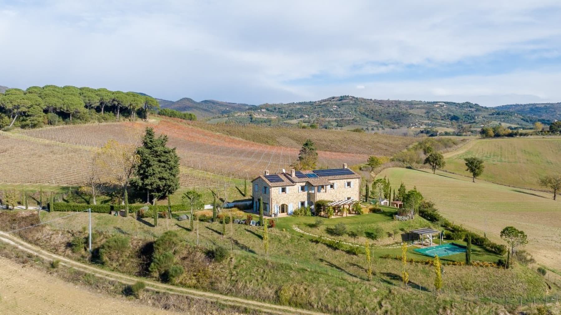 Casale elegante nella campagna umbra vicino Perugia