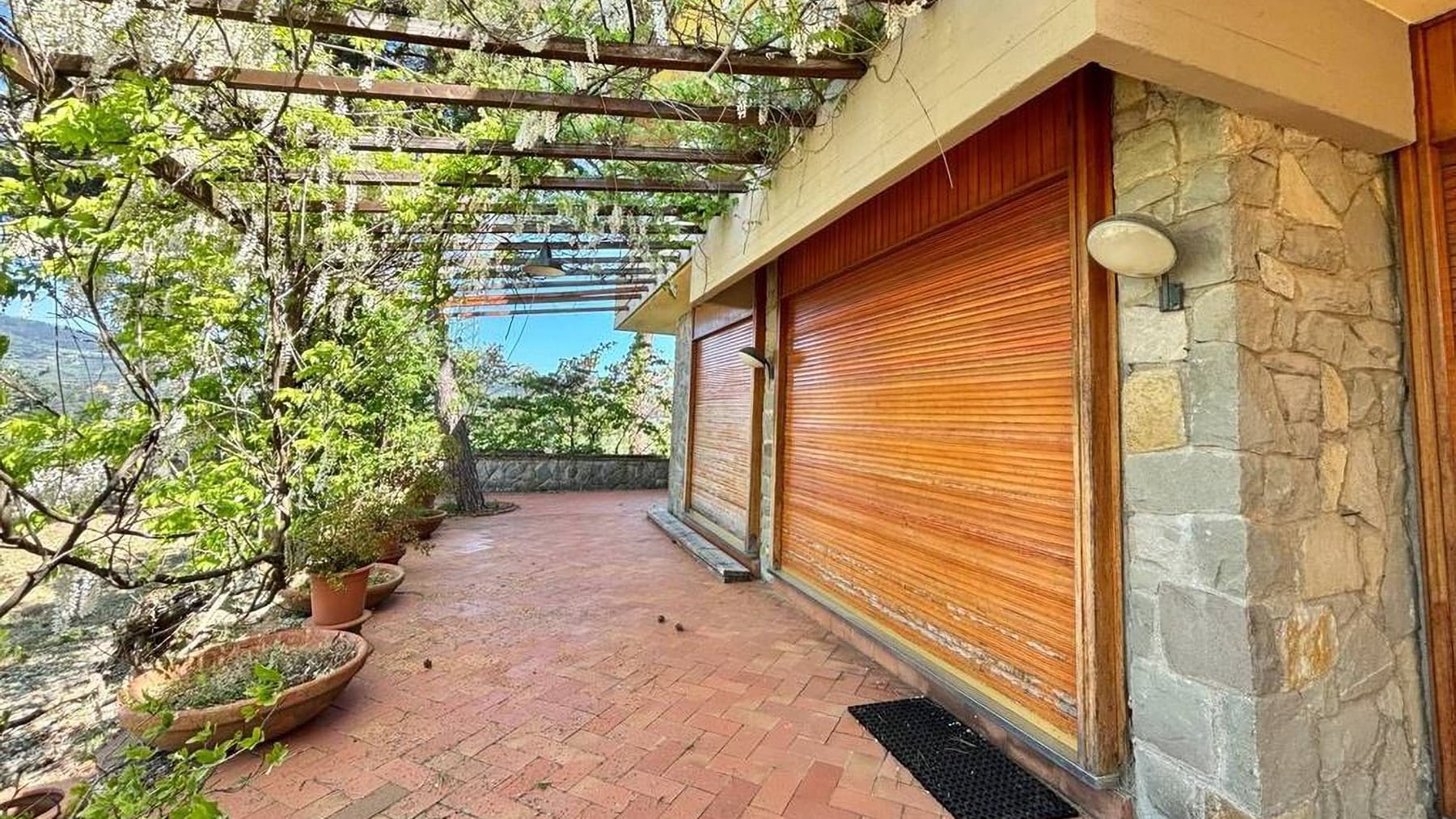 Villa esclusiva sulle colline panoramiche di Firenze