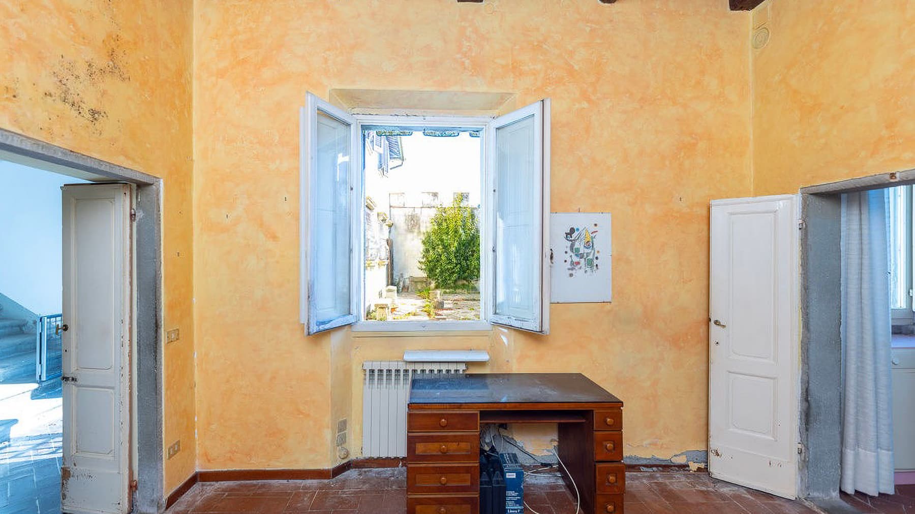Edificio storico, Lastra a Signa: Eleganza settecentesca