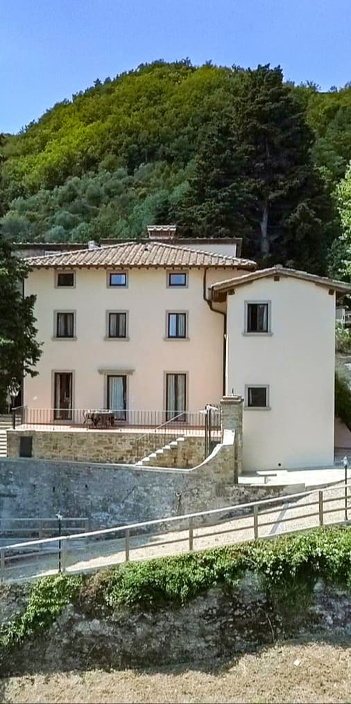 Villa esclusiva tra le colline della Toscana, Dicomano