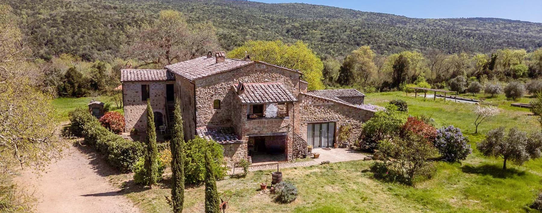 Casale toscano a Civitella Paganico, 730 mq di charme