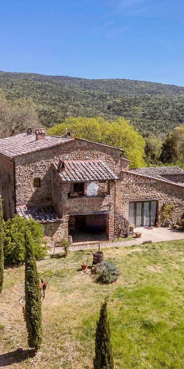 Casale toscano a Civitella Paganico, 730 mq di charme