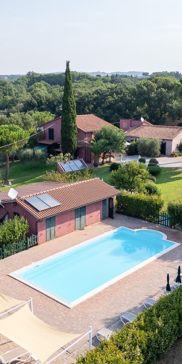 Agriturismo a Bibbona: 600 mq nel cuore della Toscana