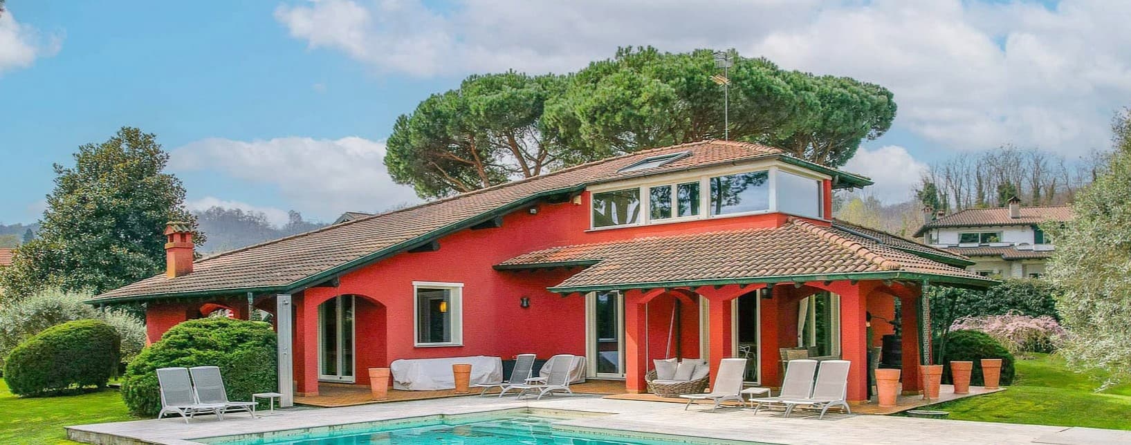 Charming Villa in Dormelletto, Piedmont