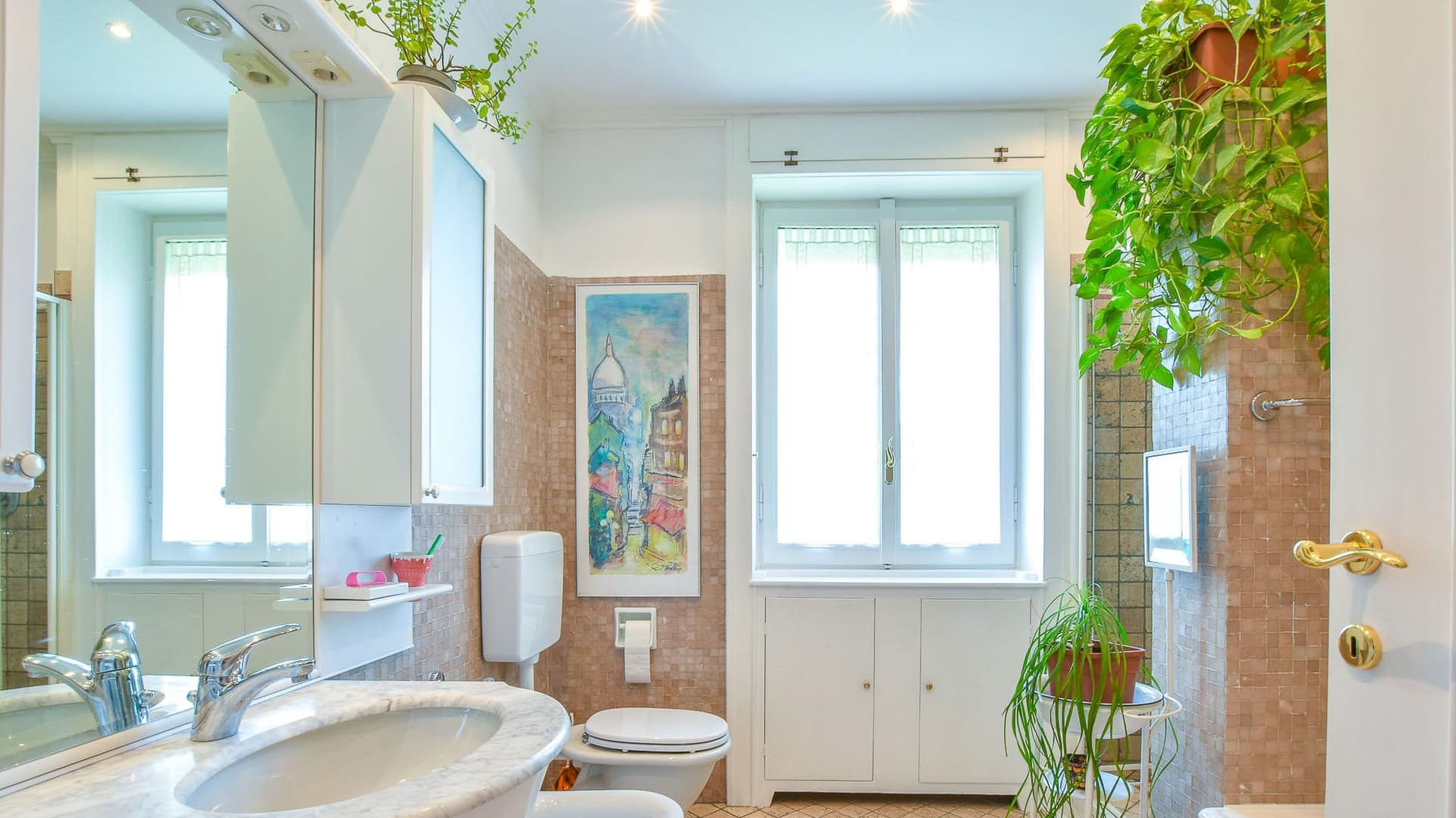 Villa with Lake Maggiore Views in Porto Valtravaglia