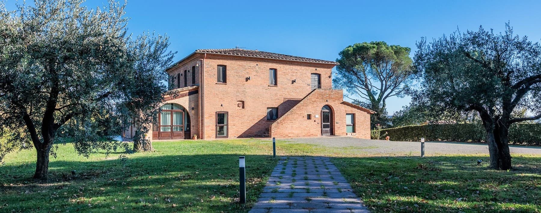 Agriturismo a Chiusi, Toscana: Eleganza e Natura