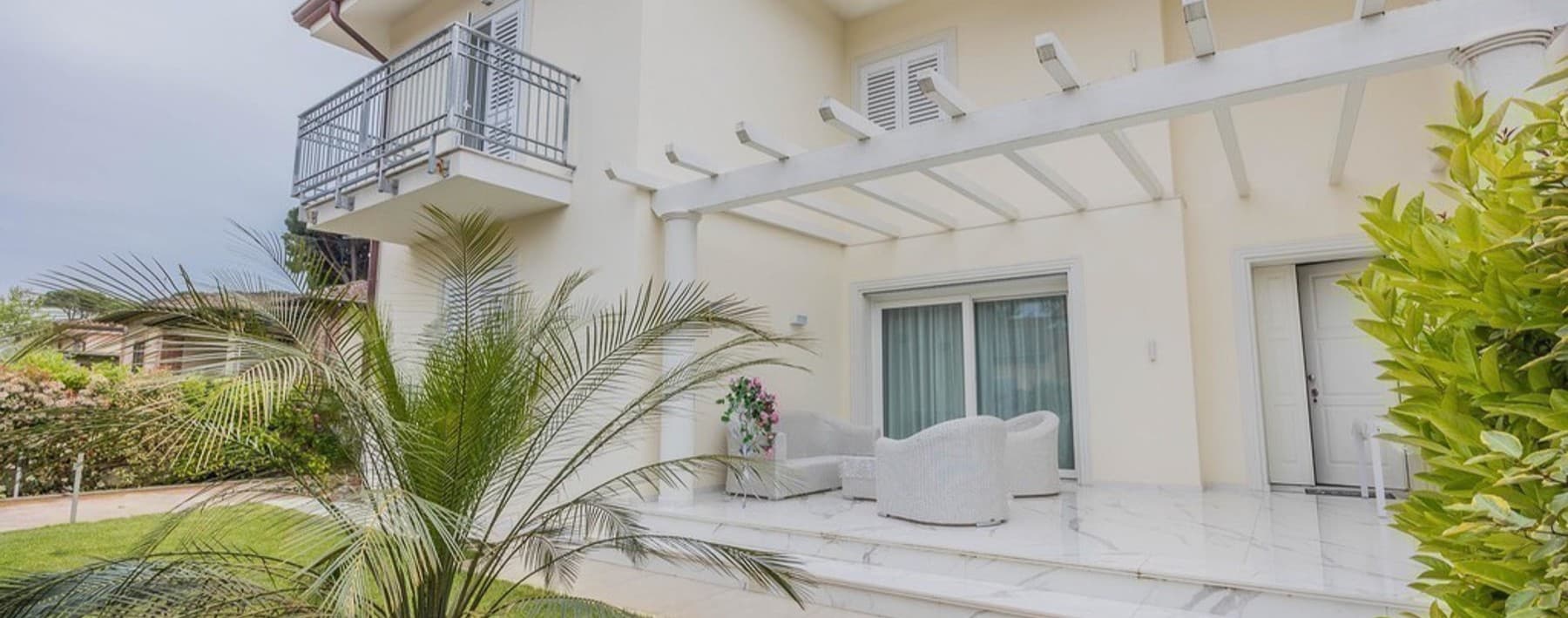 Charming Villa in Versilia, Pietrasanta, Tuscany