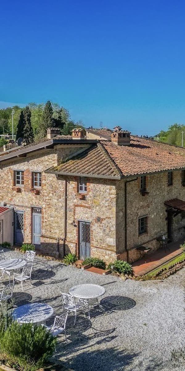 Casale incantevole in Toscana, tra le colline di Camaiore