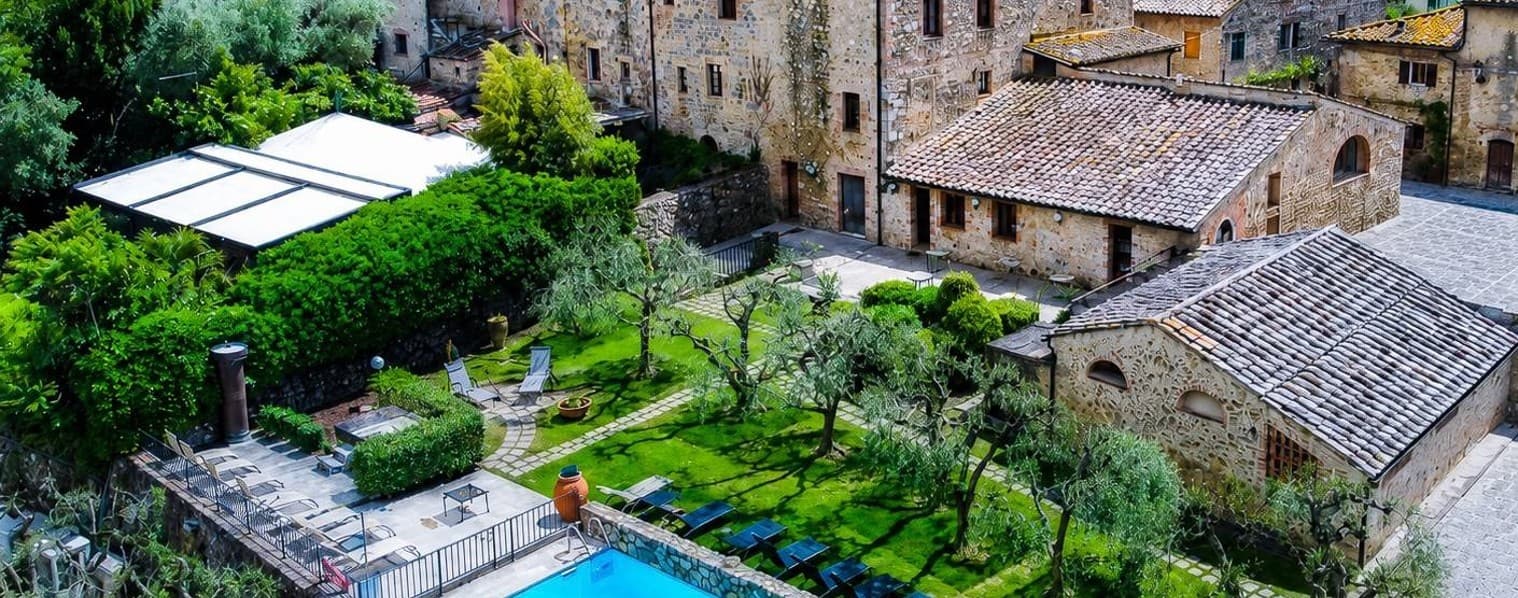 Charming Hotel in Monteriggioni, Tuscany