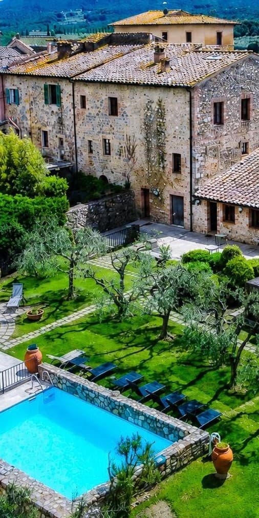 Charming Hotel in Monteriggioni, Tuscany