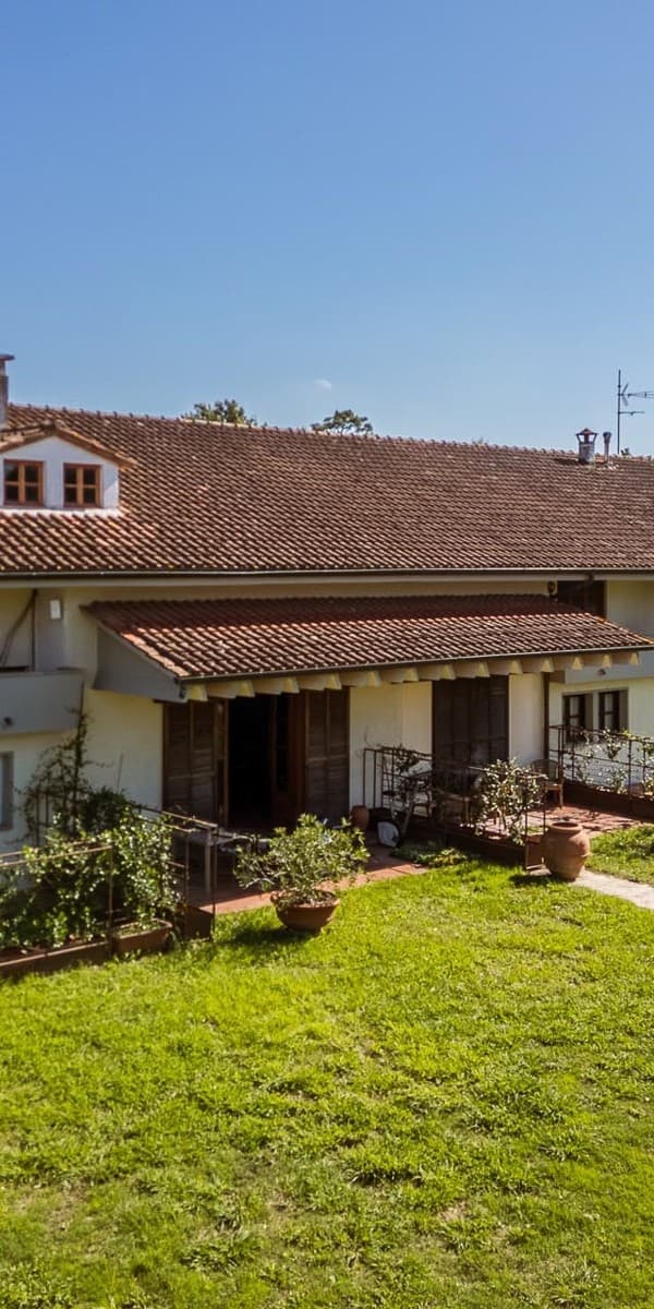 Villa esclusiva nel verde di Altopascio, Toscana