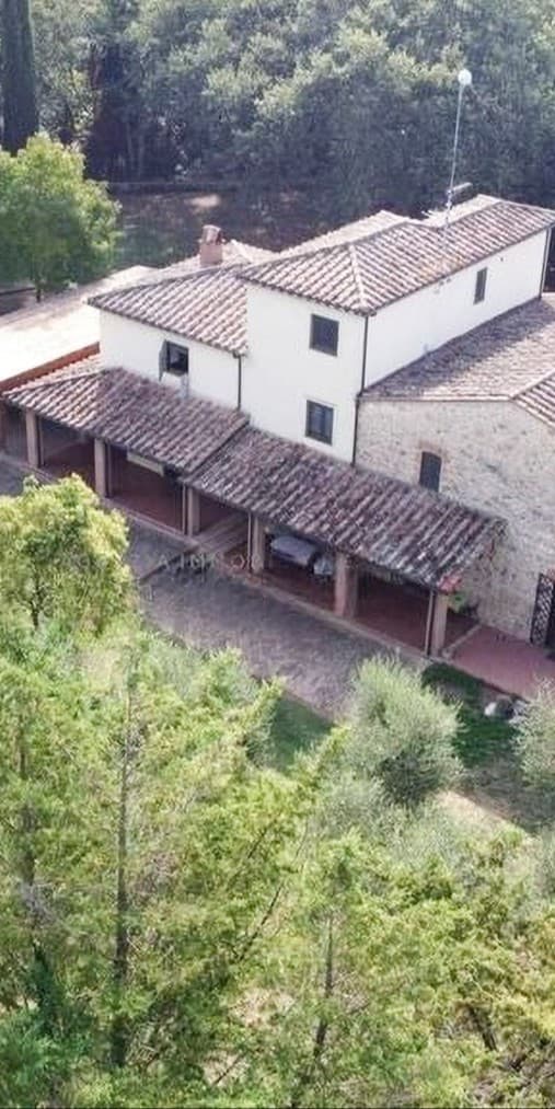 Rustic Country House in Picturesque Umbria