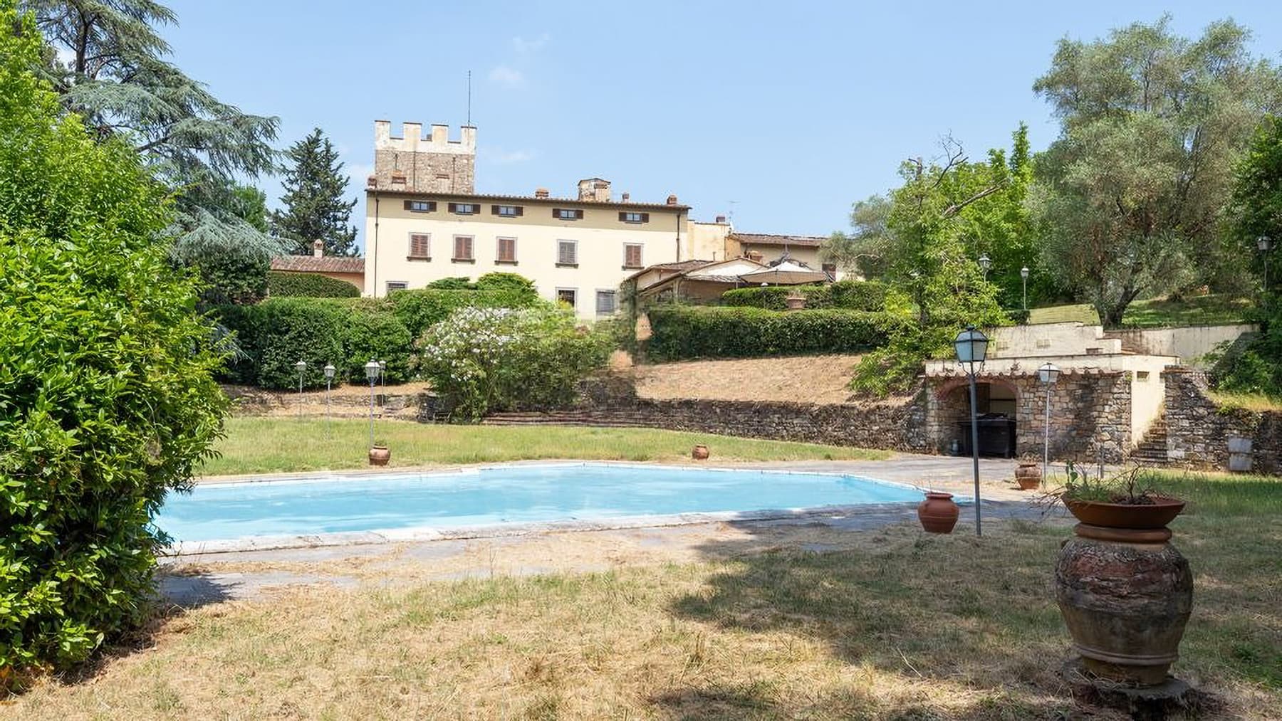 Elegant Villa with Pool in Scenic Scandicci, Tuscany