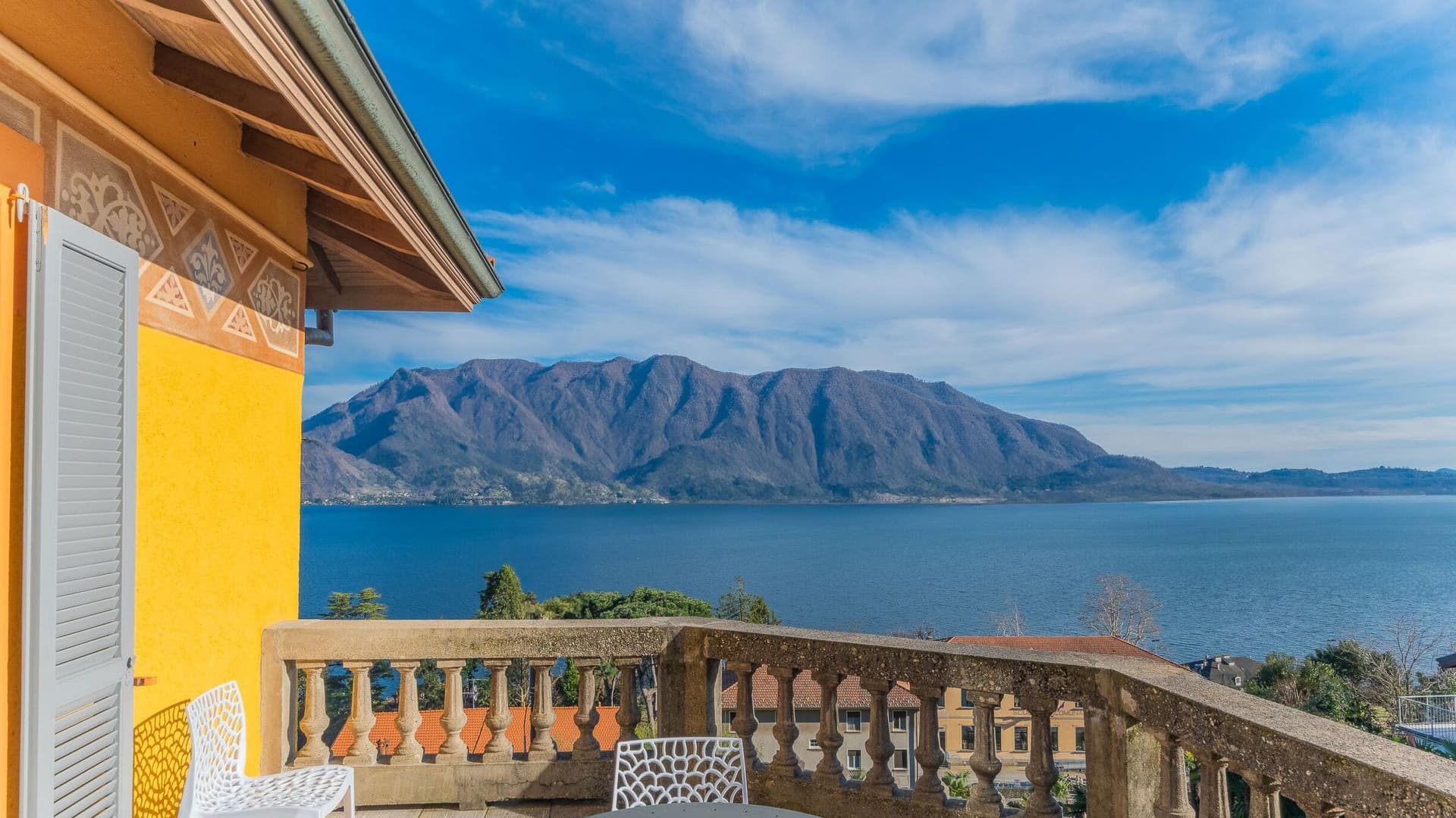 Villa in Ghiffa, Piemonte Overlooking Lago Maggiore