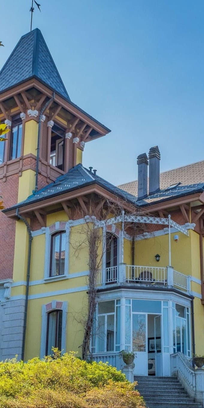 Villa in Porto Valtravaglia, Lago Maggiore, Lombardy