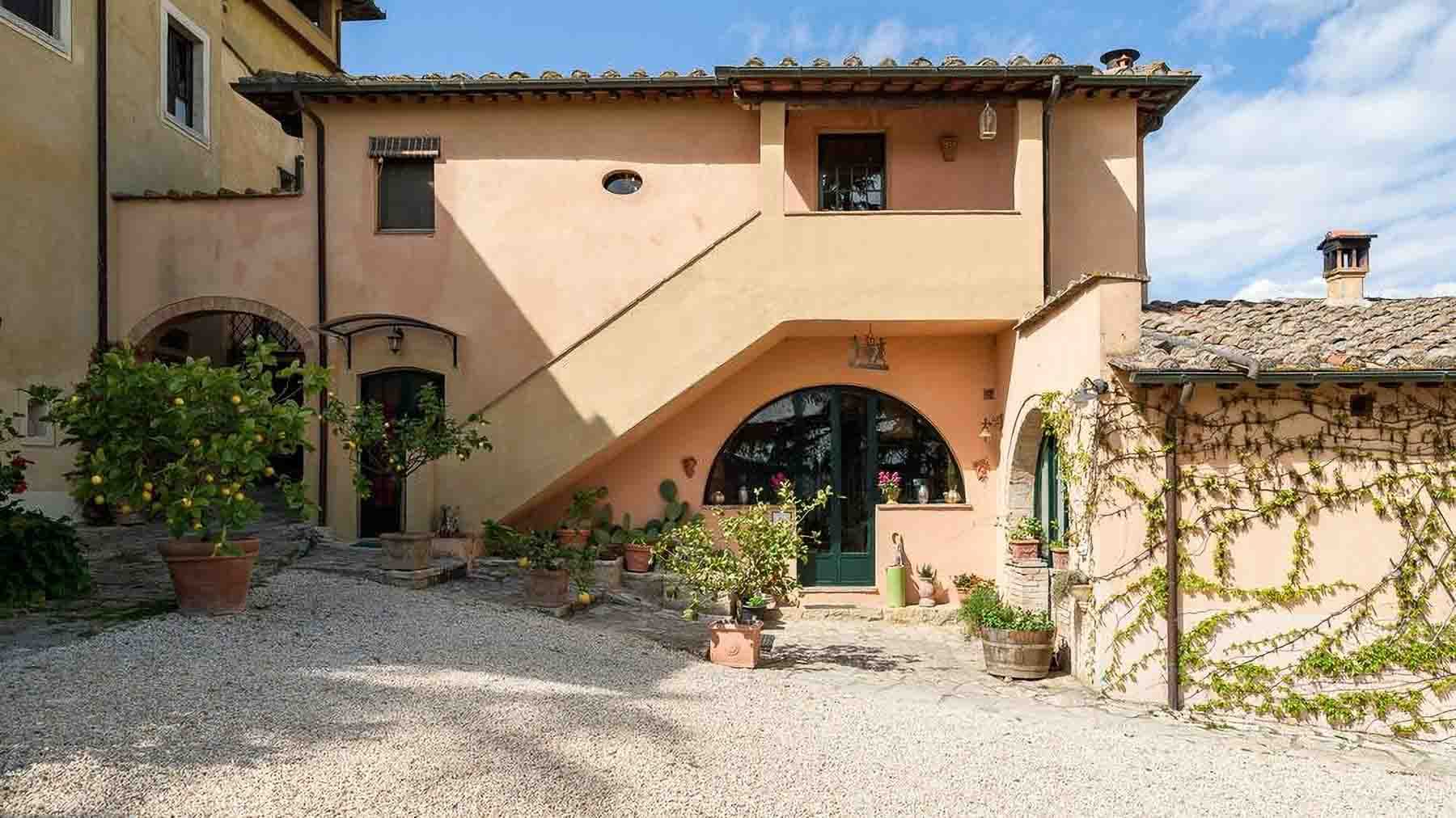 Villa da sogno nelle colline di San Gimignano, Toscana