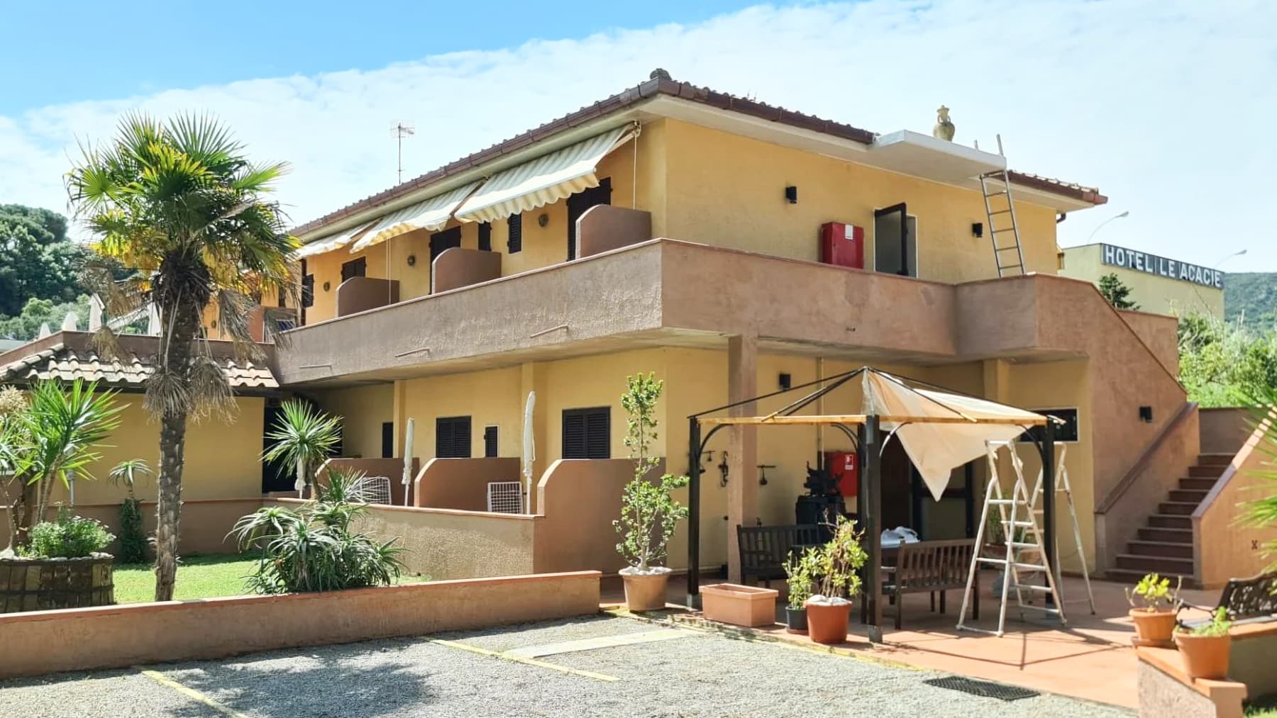 Albergo con giardino privato a Naregno, Toscana