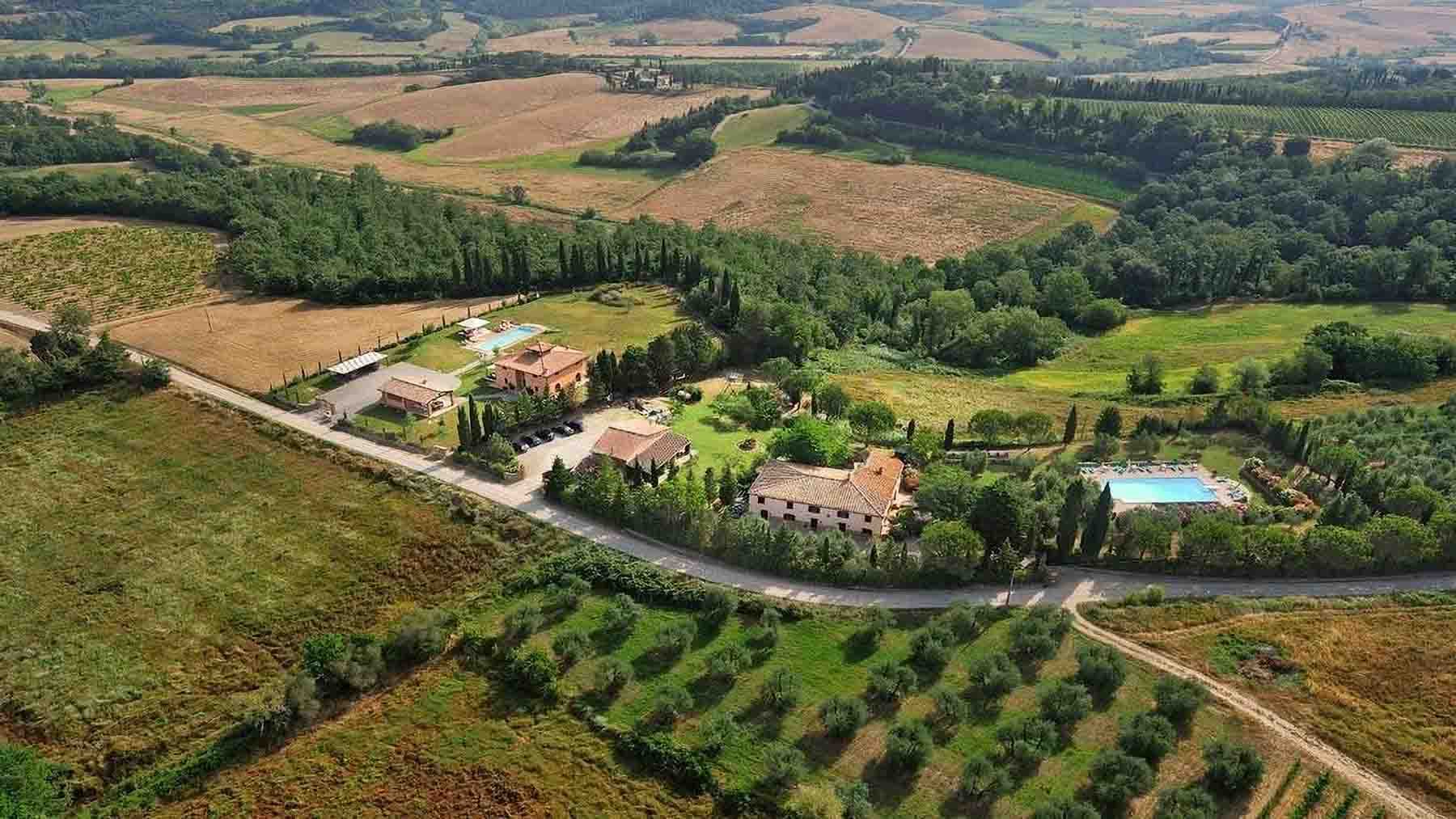 Villa con piscina e giardino privato a Peccioli, Toscana