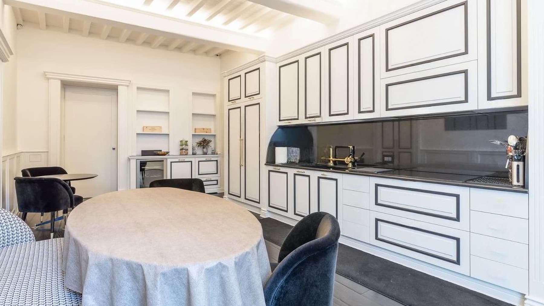 Villa esclusiva con ampie vetrate nel cuore di Firenze