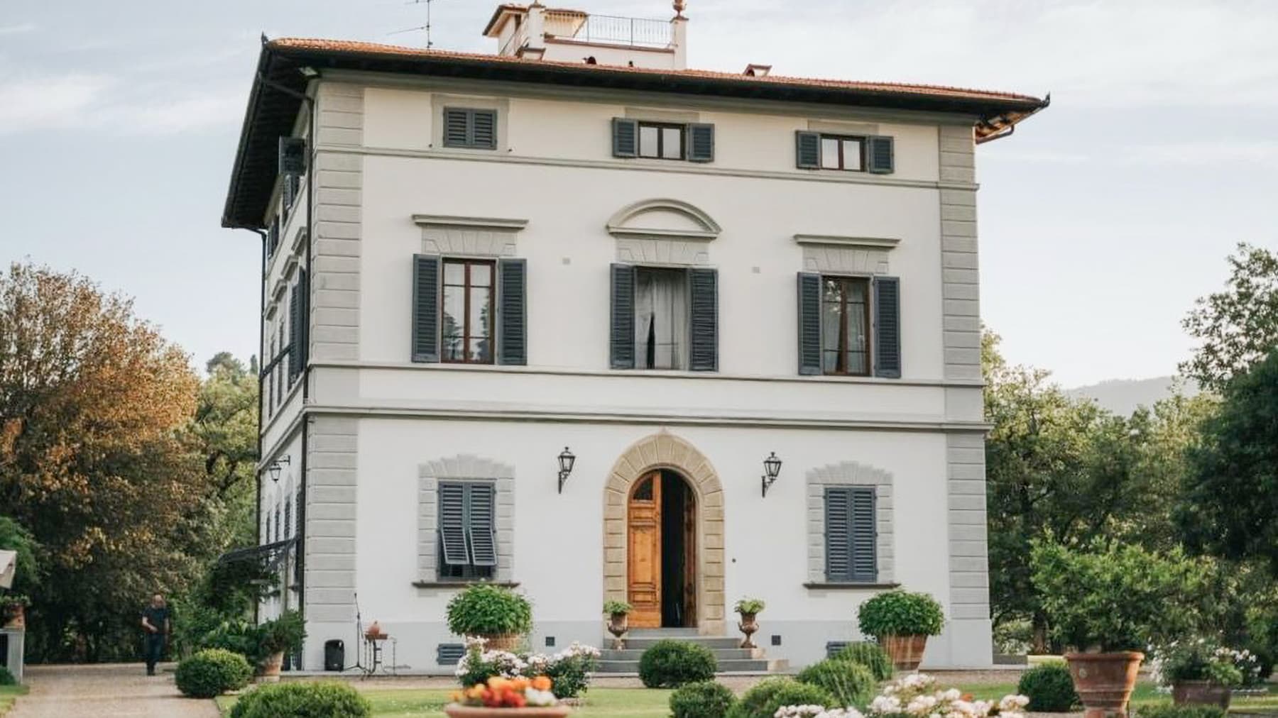 Villa esclusiva con piscina e giardino ad Arezzo