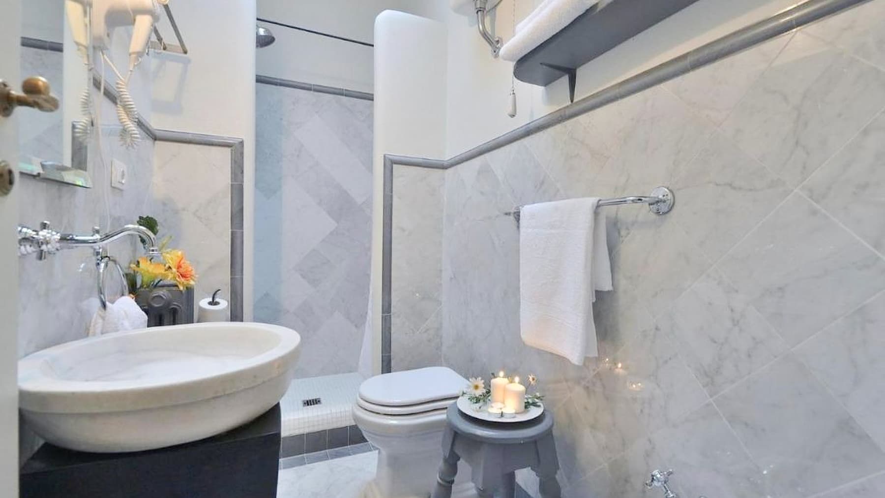 Villa esclusiva con piscina e giardino ad Arezzo