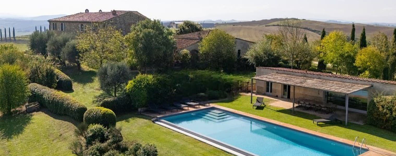 Villa storica ad Asciano, cuore della Toscana