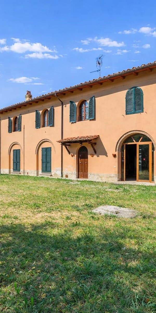 Villa indipendente con giardino a Castelfiorentino, Toscana