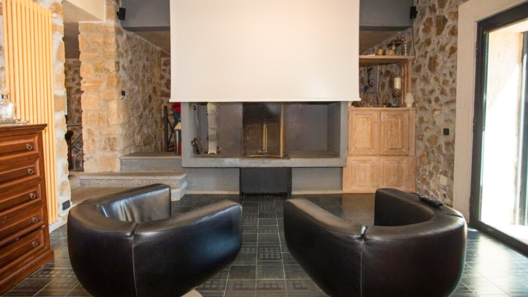 Villa in pietra a Porto Santo Stefano, Toscana