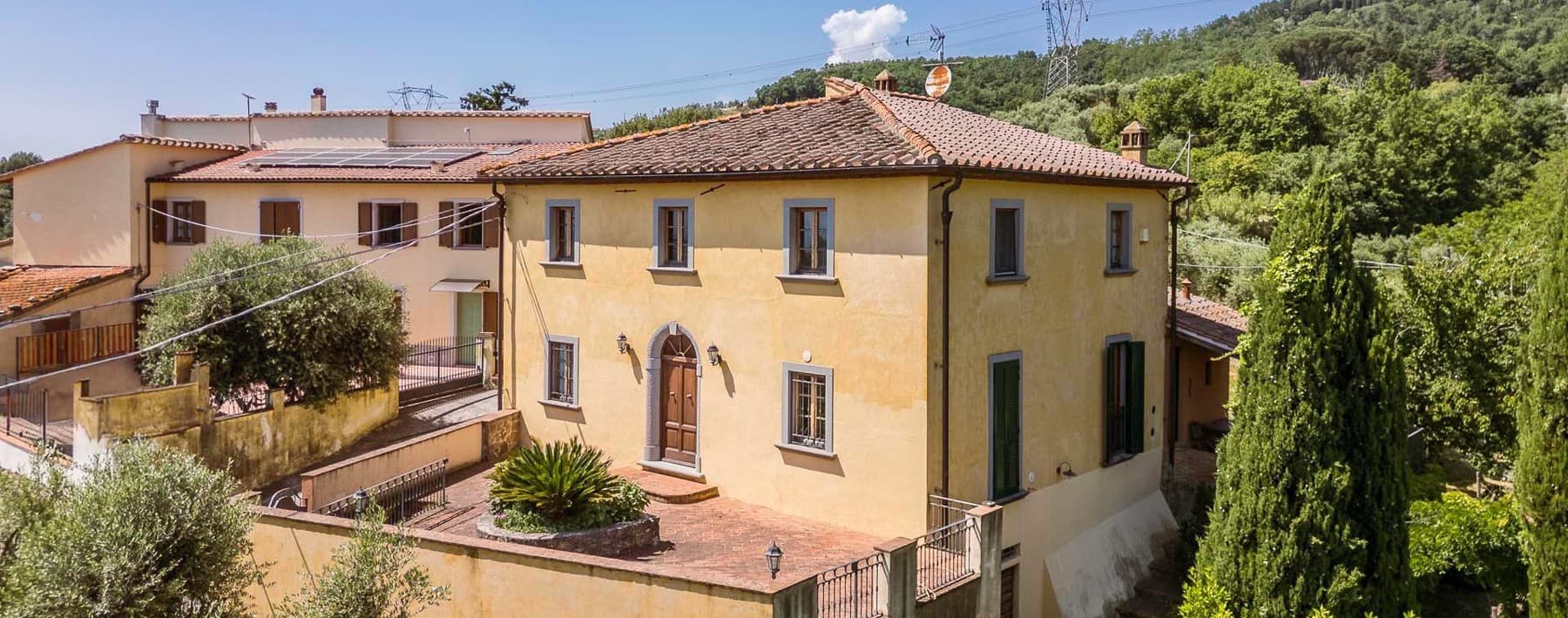 Casale storico a Lamporecchio, cuore della Toscana