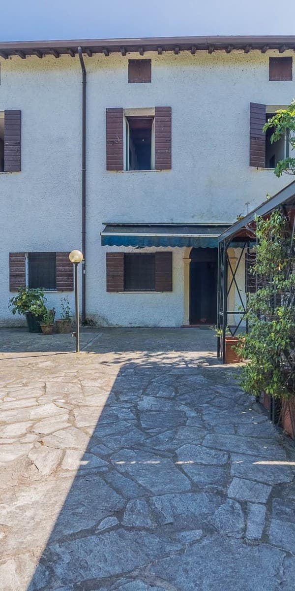 Azienda Agricola con Potenziale a Vigasio