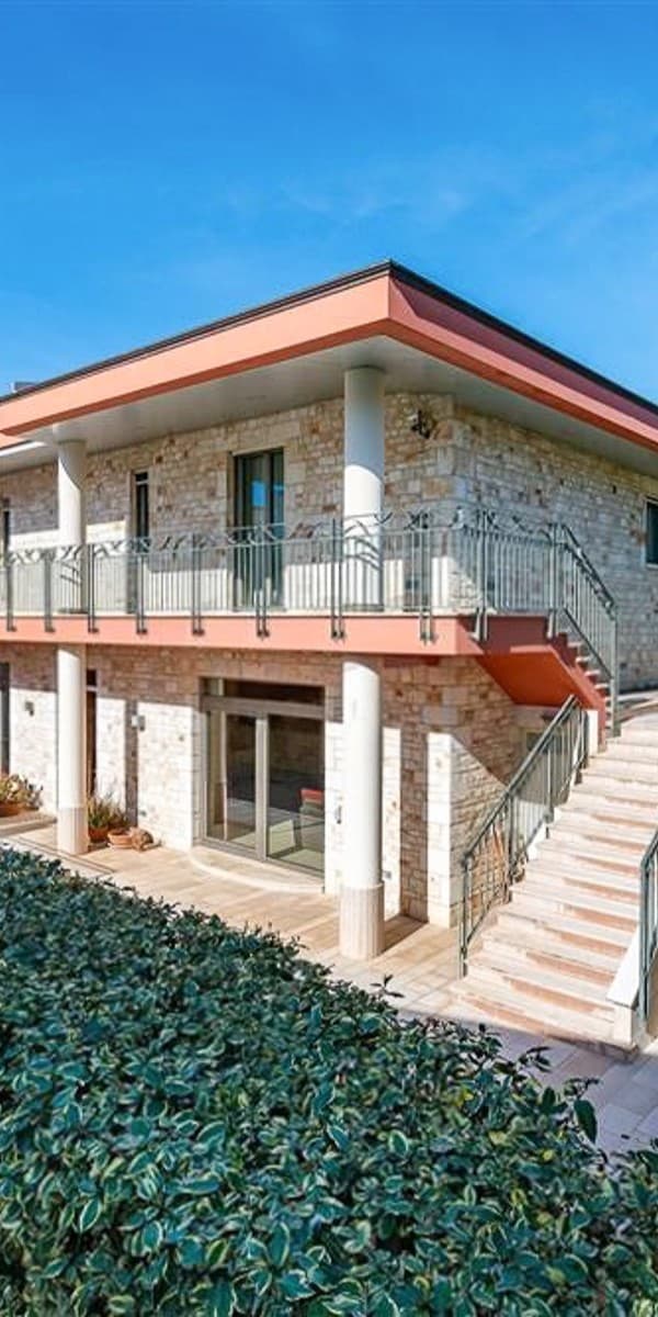 Villa di Lusso con Piscina a Conversano, Puglia