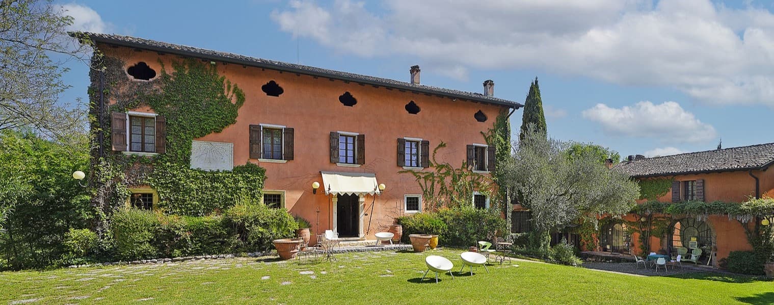 Monzambano, villa storica con parco privato in vendita