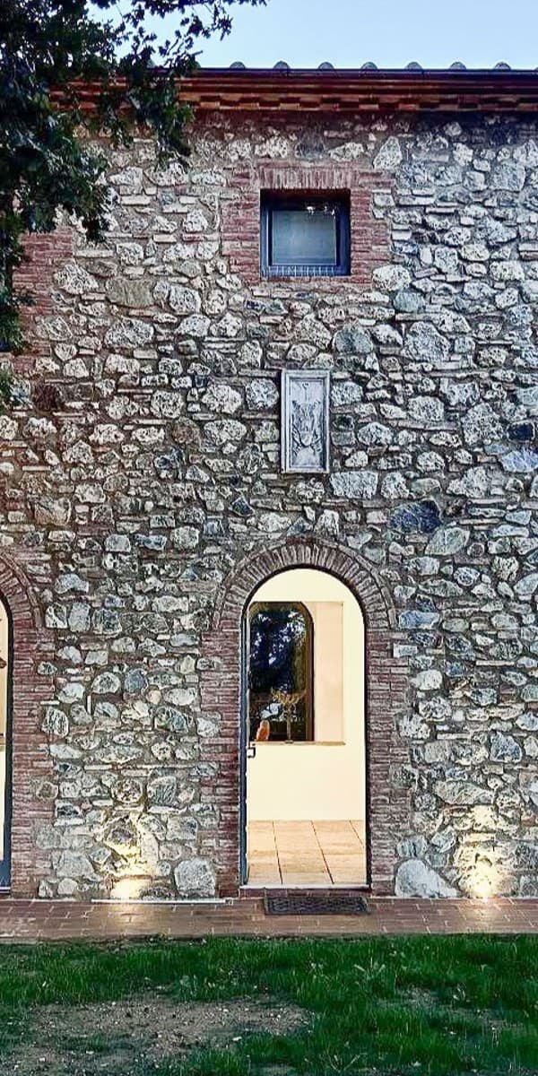 Casale con piscina in Maremma, 180 mq a Roccastrada