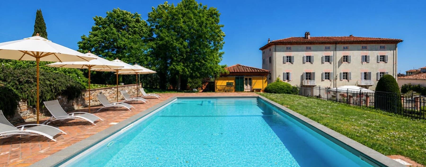 Villa esclusiva nella campagna toscana di Lucca
