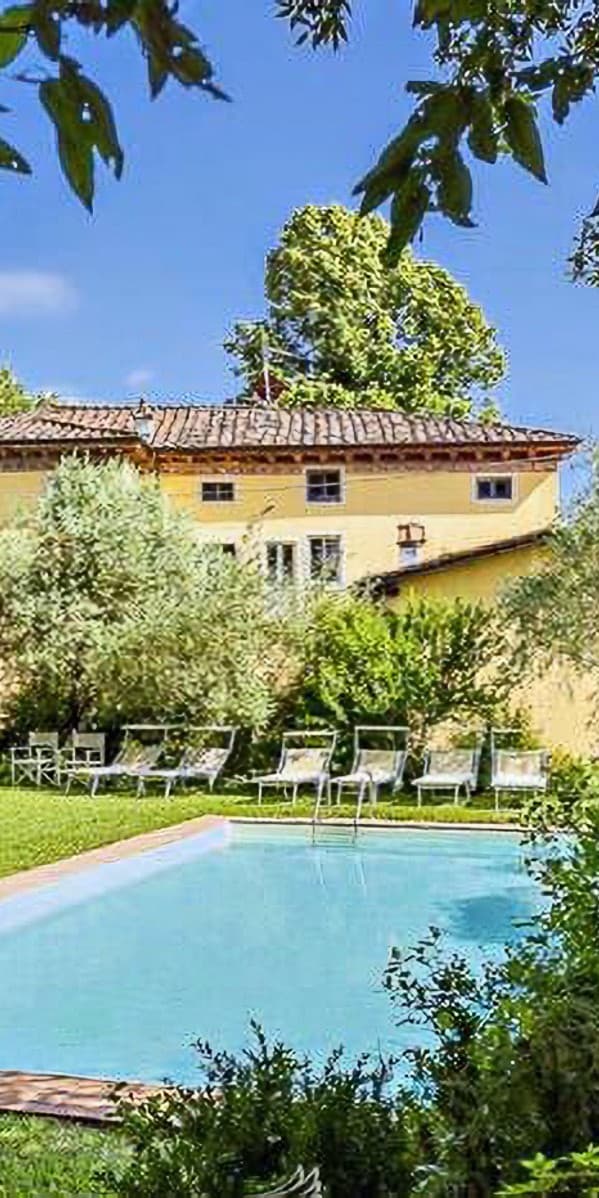 Villa esclusiva tra le colline toscane di Lucca