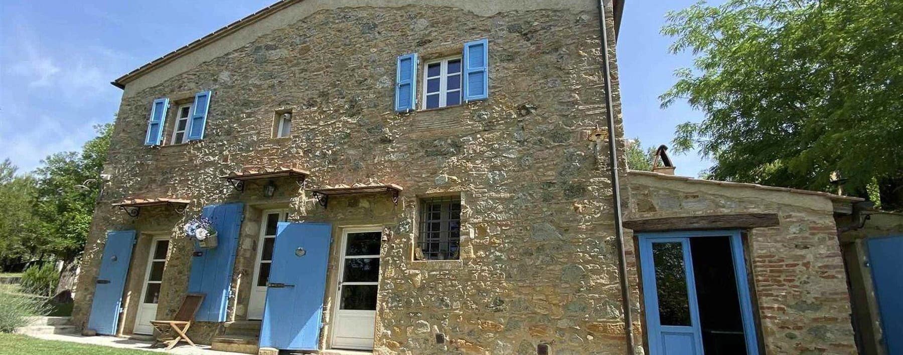 Colonica in pietra nella tranquilla Toscana, Guardistallo