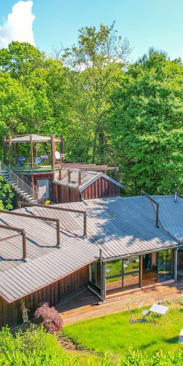Charming Villa in Cocquo, Lombardy's Green Heart