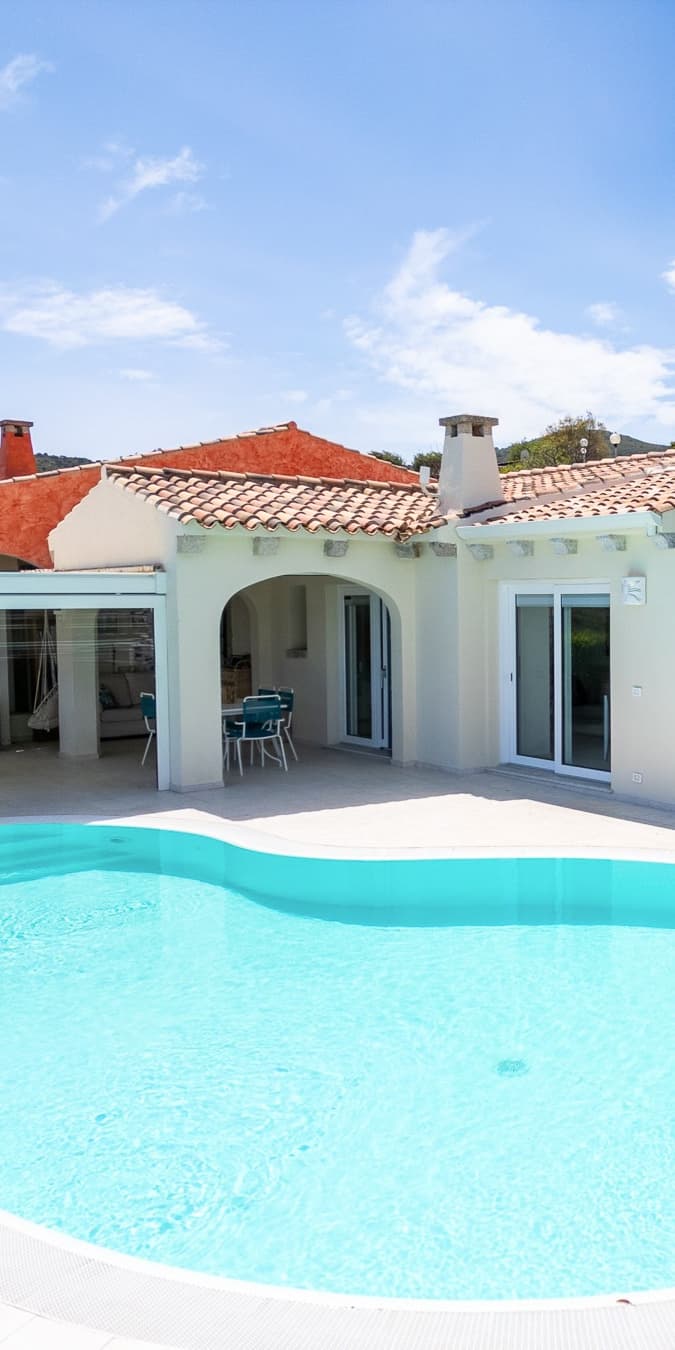 Villa esclusiva a San Teodoro, Sardegna, con piscina