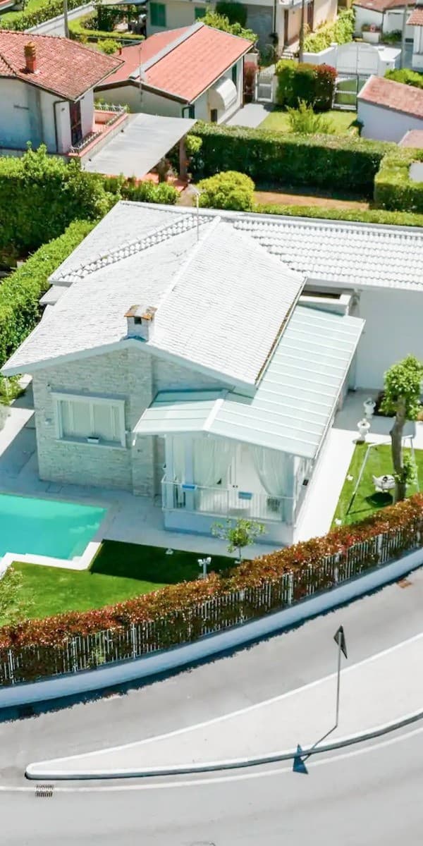 Villa esclusiva a Pietrasanta, nel cuore della Versilia
