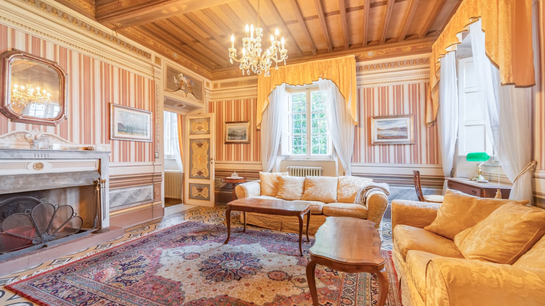 Spacious Villa in Capannori, Tuscany with Pool