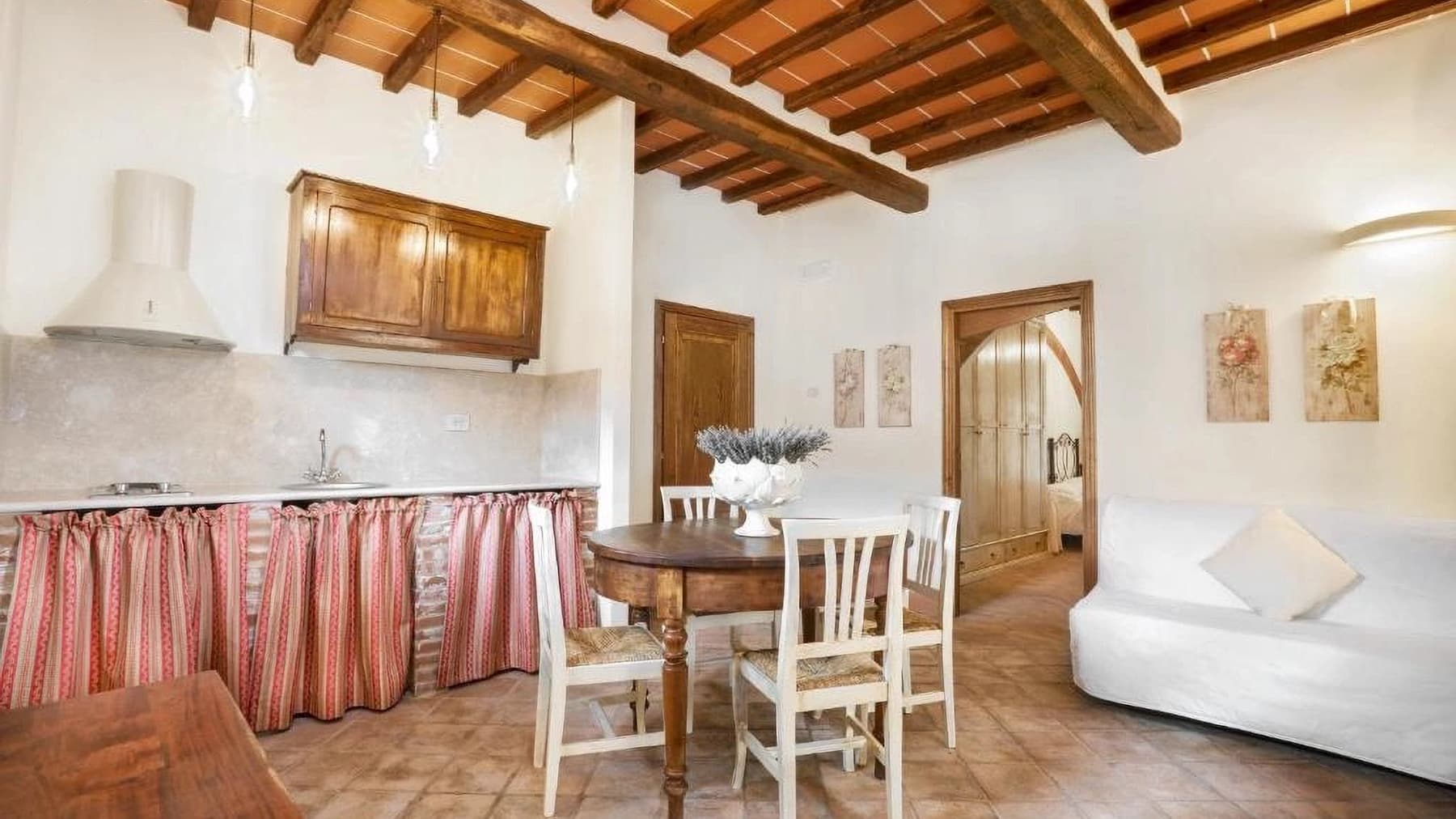 Charming Estate in Chianti, Tuscany