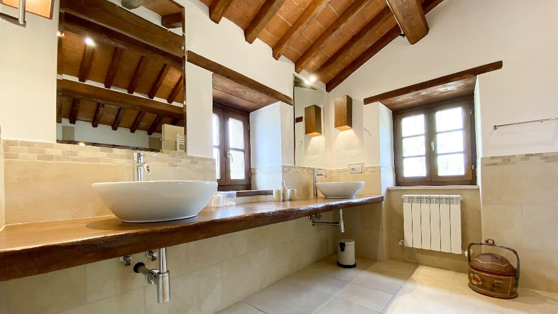 Charming Stone Villa in Cortona, Tuscany