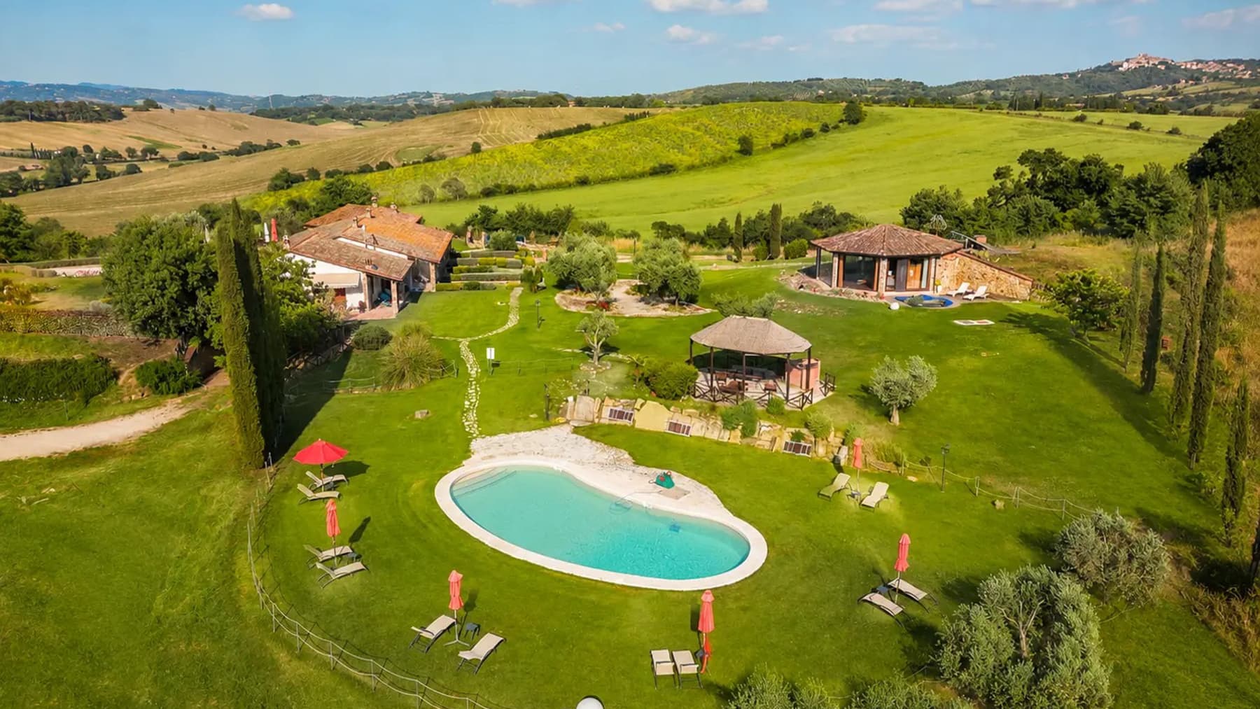 Casale esclusivo in Toscana, 550 mq di comfort e natura