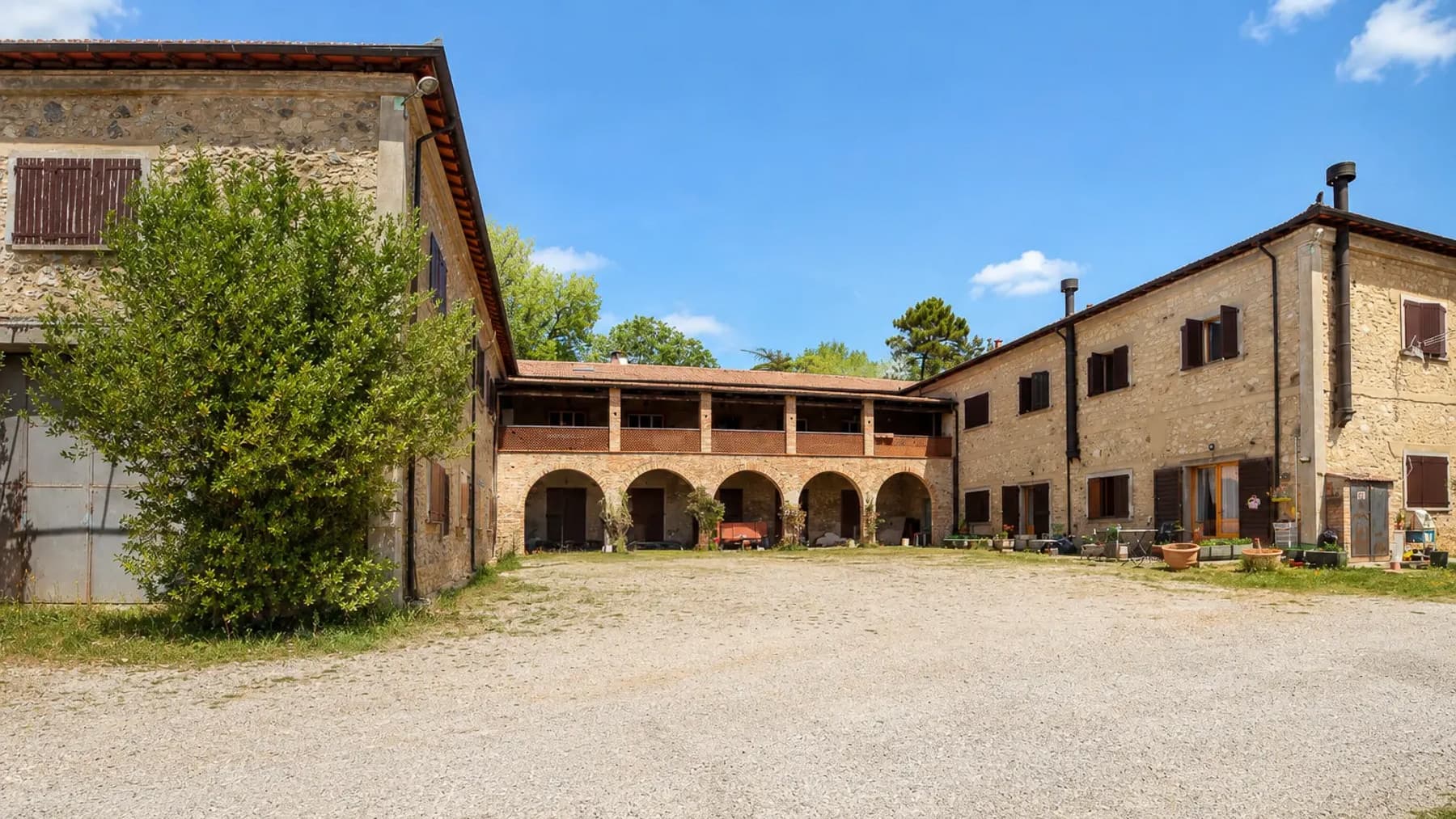 Spacious Villa in San Gimignano, Tuscany Countryside