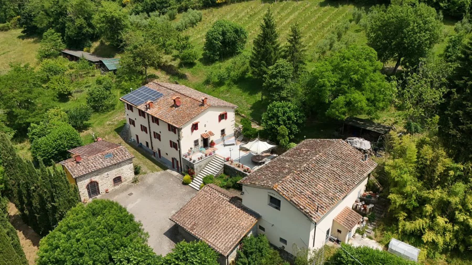 Villa spaziosa con giardino privato a Firenze