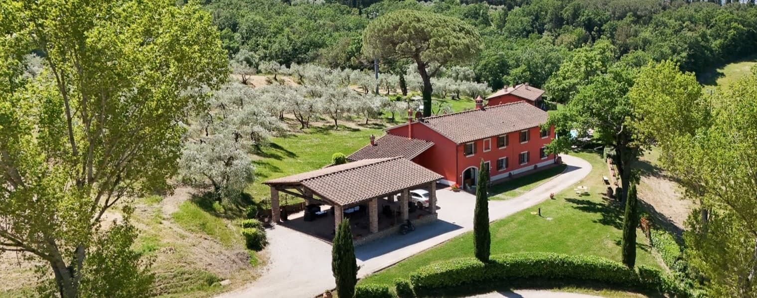 Villa con strutture equestri a Montespertoli, Toscana