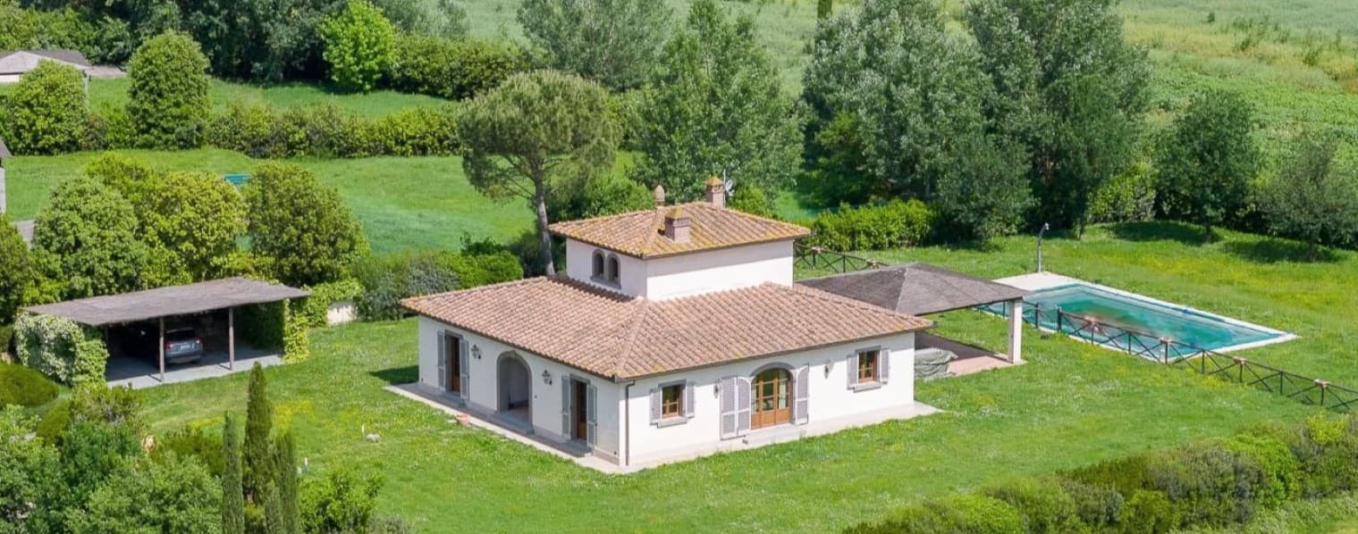 Villa esclusiva con piscina e vista su Cortona, Toscana