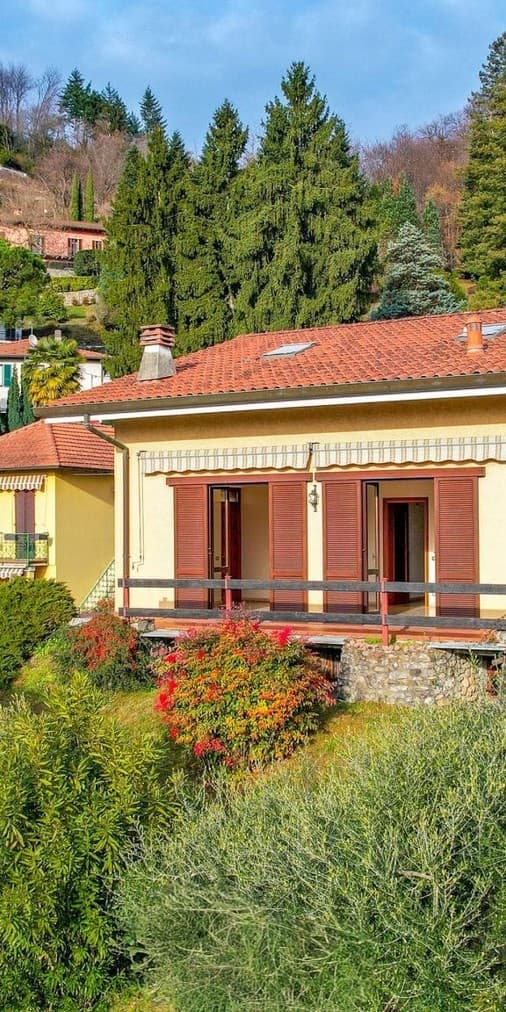 Villa spettacolare a Laveno-Mombello, Lago Maggiore