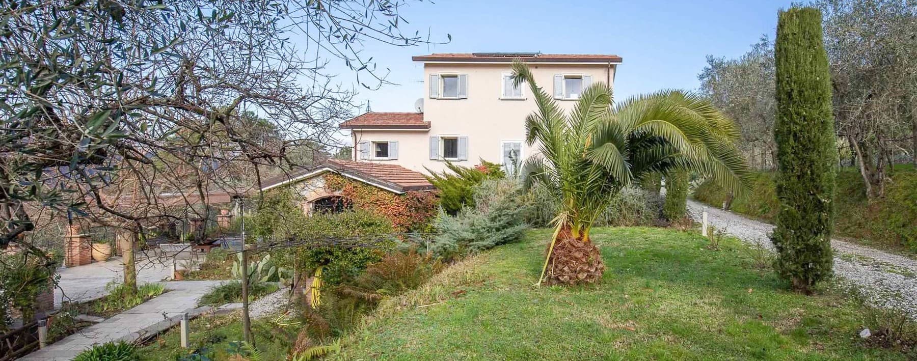 Elegant Villa on La Spezia's Hills, Liguria Charm